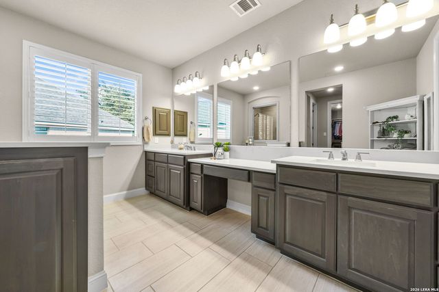 28710 Benedikt Path, Boerne, TX 78006