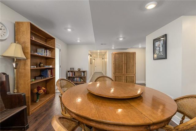 640 Shady Bend Drive, Tonganoxie, KS 66086