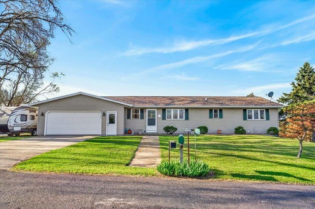 W7797 Summit Drive, Pardeeville, WI 53954