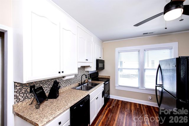 1525 Perfection Avenue, Belmont, NC 28012