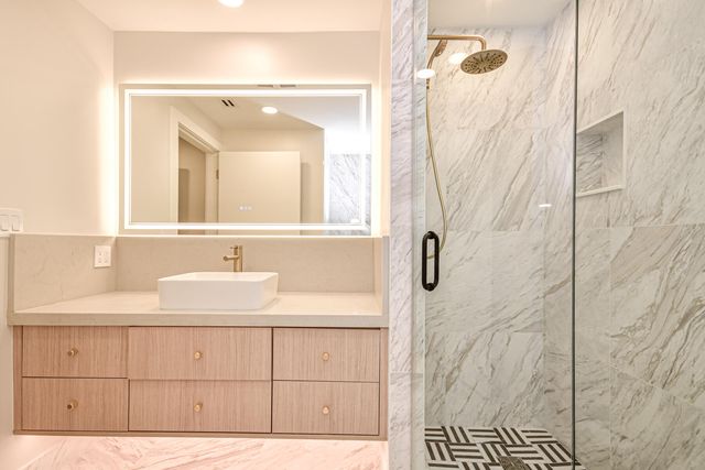 10101 Collins Avenue 7d, Bal Harbour, FL 33154