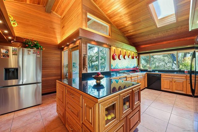 16257 Oak Creek Trl, Poway, CA 92064