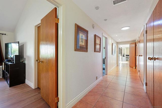 16257 Oak Creek Trl, Poway, CA 92064