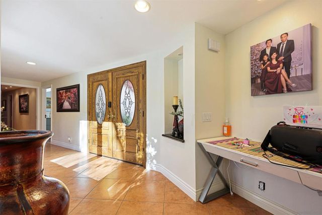 16257 Oak Creek Trl, Poway, CA 92064