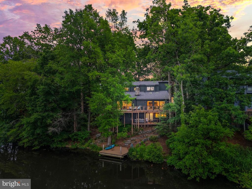 2201 BURGEE COURT, Reston, VA 20191