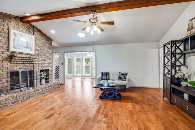 504 Chaffee Drive, Arlington, TX 76006