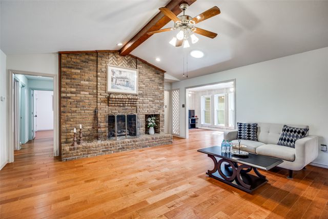 504 Chaffee Drive, Arlington, TX 76006