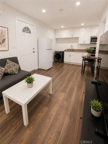 24019 Sylvan Street, Woodland Hills, CA 91367