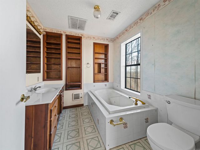 18204 N Lake Norrell Road, Alexander, AR 72002