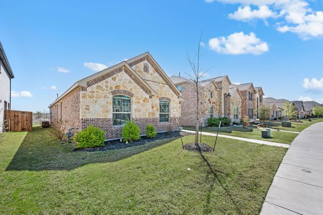 1216 Western Yarrow Avenue, Justin, TX 76247