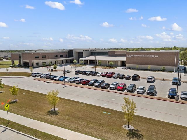 1216 Western Yarrow Avenue, Justin, TX 76247