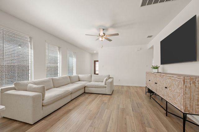 1216 Western Yarrow Avenue, Justin, TX 76247