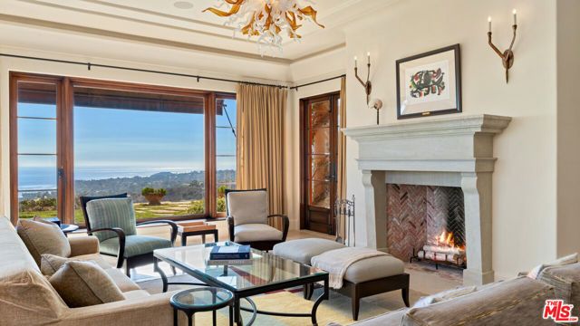 6093 Murphy Way, Malibu, CA 90265