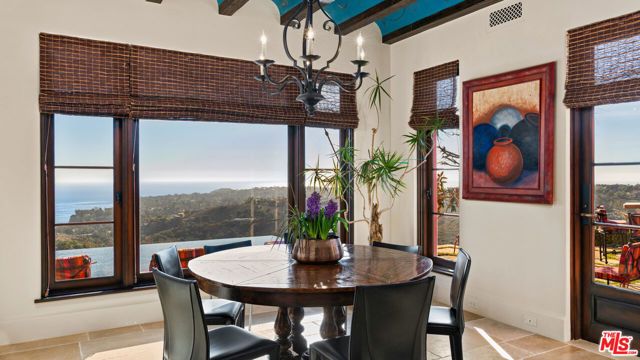 6093 Murphy Way, Malibu, CA 90265