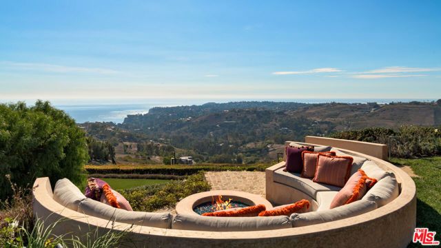 6093 Murphy Way, Malibu, CA 90265