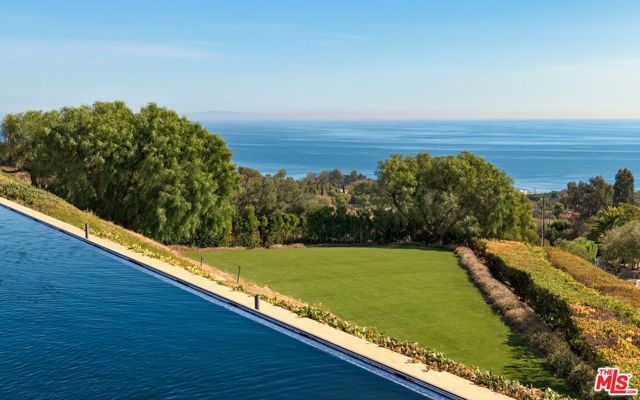 6093 Murphy Way, Malibu, CA 90265