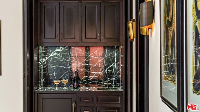 6093 Murphy Way, Malibu, CA 90265