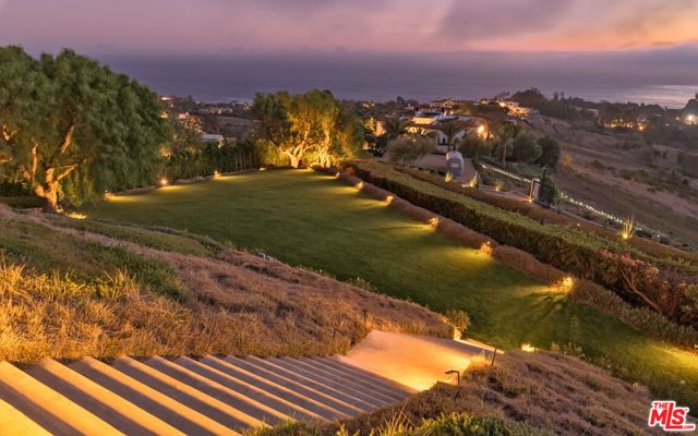 6093 Murphy Way, Malibu, CA 90265