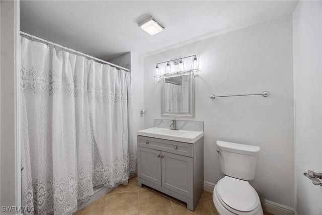 23580 Walden Center DR 104, Estero, FL 34134