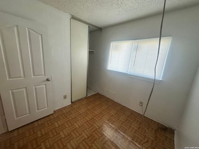 8719 Port Of Call, San Antonio, TX 78242