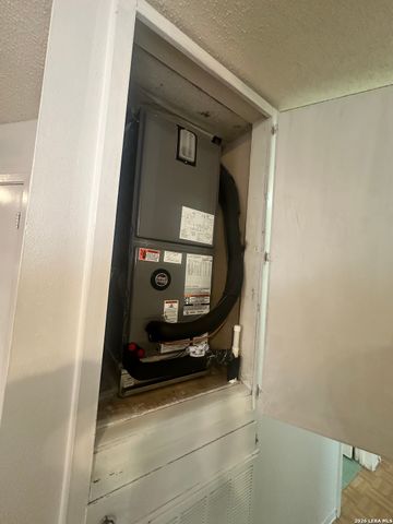 8719 Port Of Call, San Antonio, TX 78242