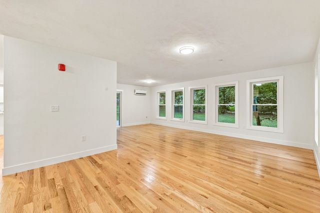 164 Main Street C, Westford, MA 01886