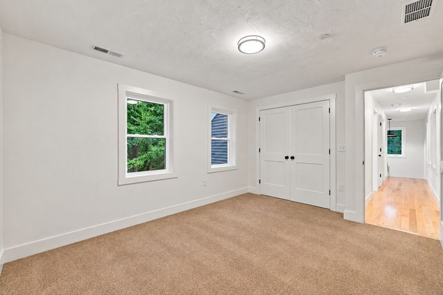 164 Main Street C, Westford, MA 01886