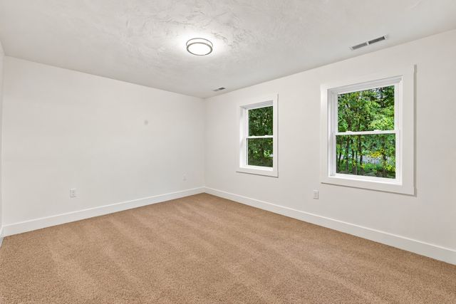 164 Main Street C, Westford, MA 01886