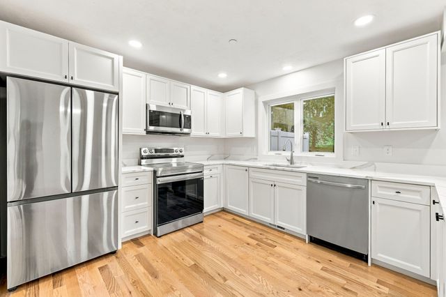 164 Main Street C, Westford, MA 01886