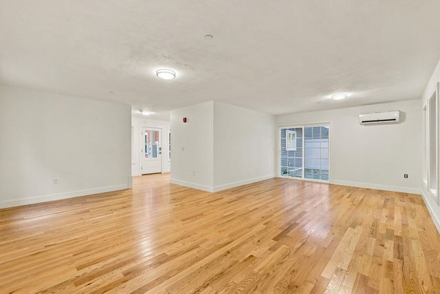 164 Main Street C, Westford, MA 01886