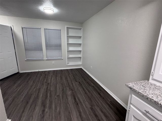 7800 Irish Drive TH2, North Richland Hills, TX 76180