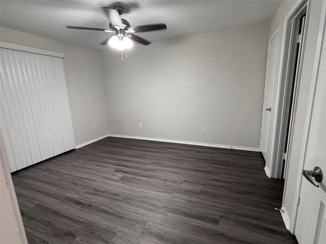 7800 Irish Drive TH2, North Richland Hills, TX 76180