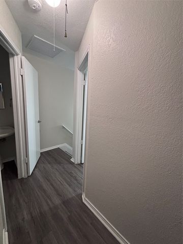 7800 Irish Drive TH2, North Richland Hills, TX 76180