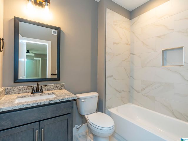 581 WHITE TAIL RUN, Chelsea, AL 35043