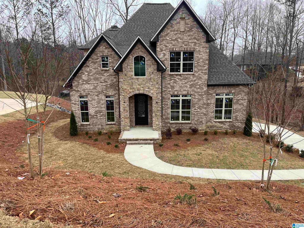 581 WHITE TAIL RUN, Chelsea, AL 35043