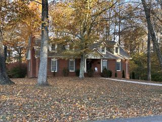 437 Hickory Blvd, Mcminnville, TN 37110