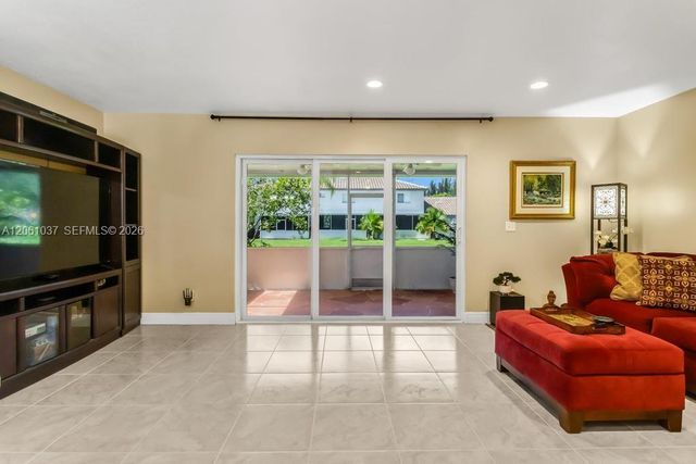 20822 NW 2nd Street, Pembroke Pines, FL 33029