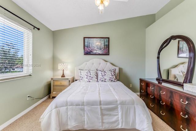 20822 NW 2nd Street, Pembroke Pines, FL 33029