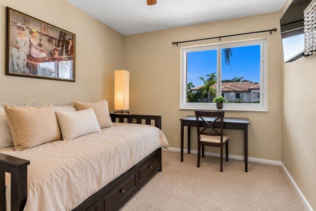 20822 NW 2nd Street, Pembroke Pines, FL 33029
