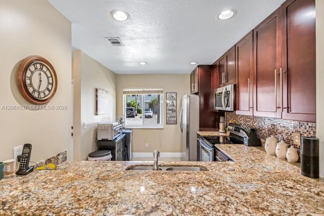 20822 NW 2nd Street, Pembroke Pines, FL 33029