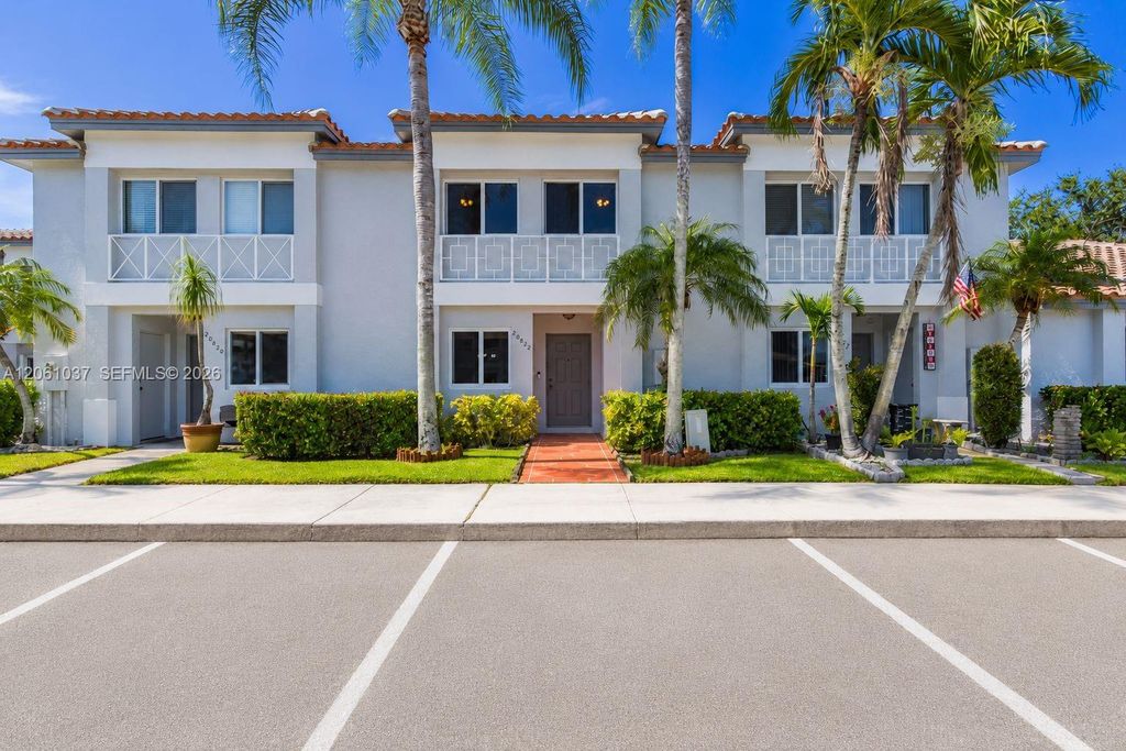 20822 NW 2nd Street, Pembroke Pines, FL 33029