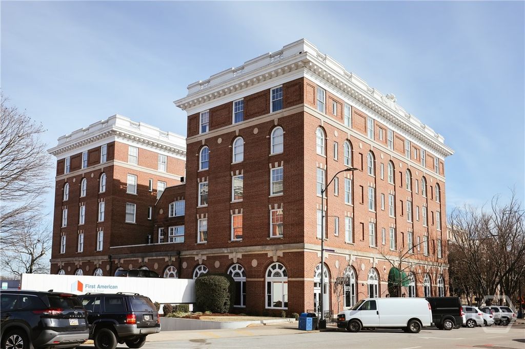 247 E Washington Street 504, Athens, GA 30606