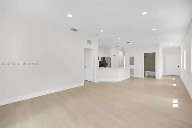 6940 NW 5th Pl, Miami, FL 33150