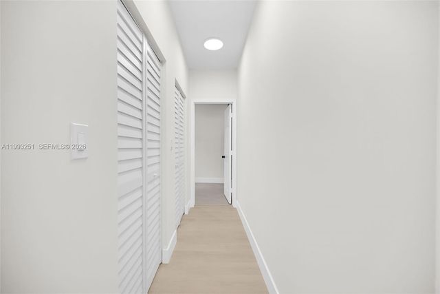 6940 NW 5th Pl, Miami, FL 33150