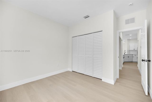 6940 NW 5th Pl, Miami, FL 33150