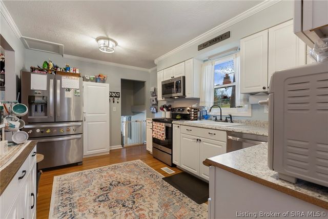 6075 Highway 335 NE, New Salisbury, IN 47114