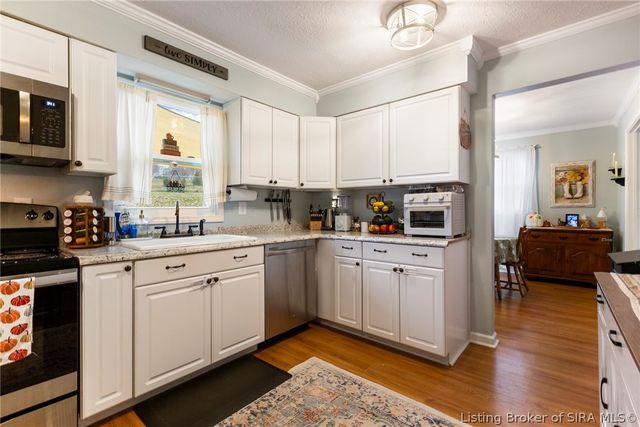 6075 Highway 335 NE, New Salisbury, IN 47114