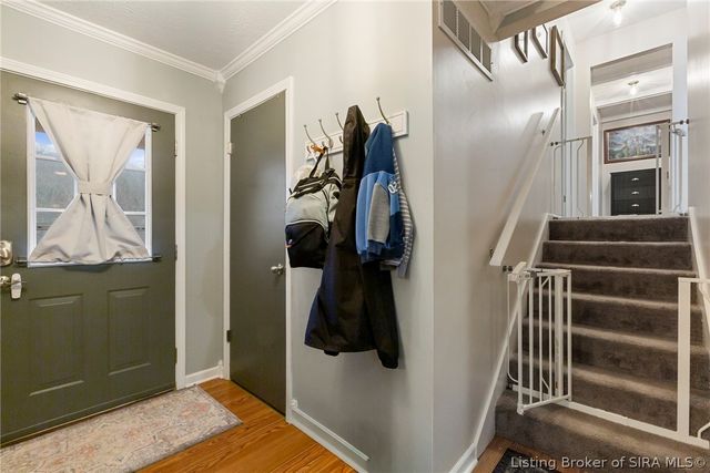 6075 Highway 335 NE, New Salisbury, IN 47114