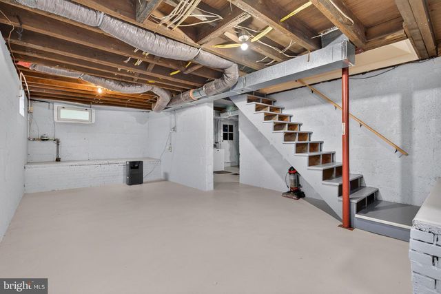 30 W BRANDT BLVD, Salunga, PA 17538