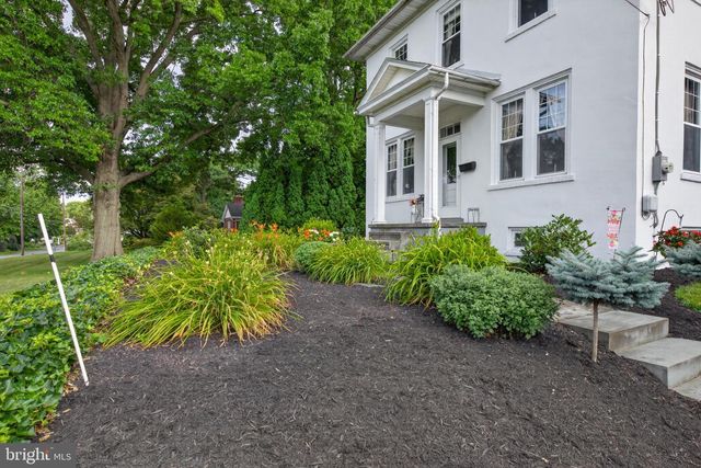 30 W BRANDT BLVD, Salunga, PA 17538